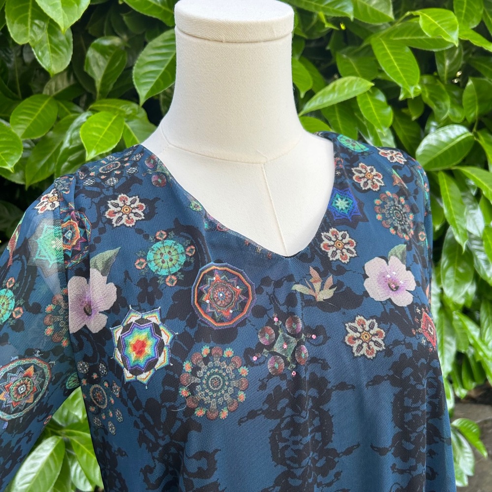 vintage 90's whimsical whimsigoth floral blue mesh layered top - Picture 4 of 8